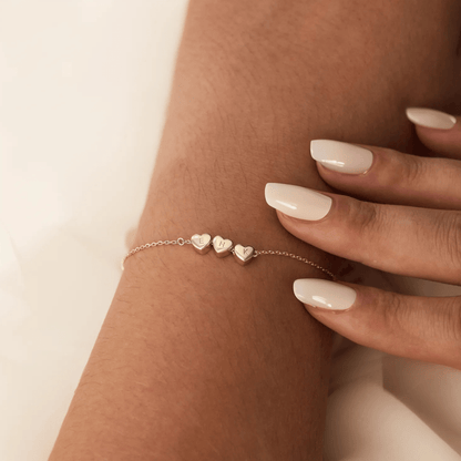 Spersonalizowana bransoletka z inicjałami w kształcie serca