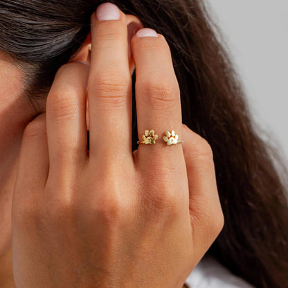 Spersonalizowany pierścionek z inicjałem pupila