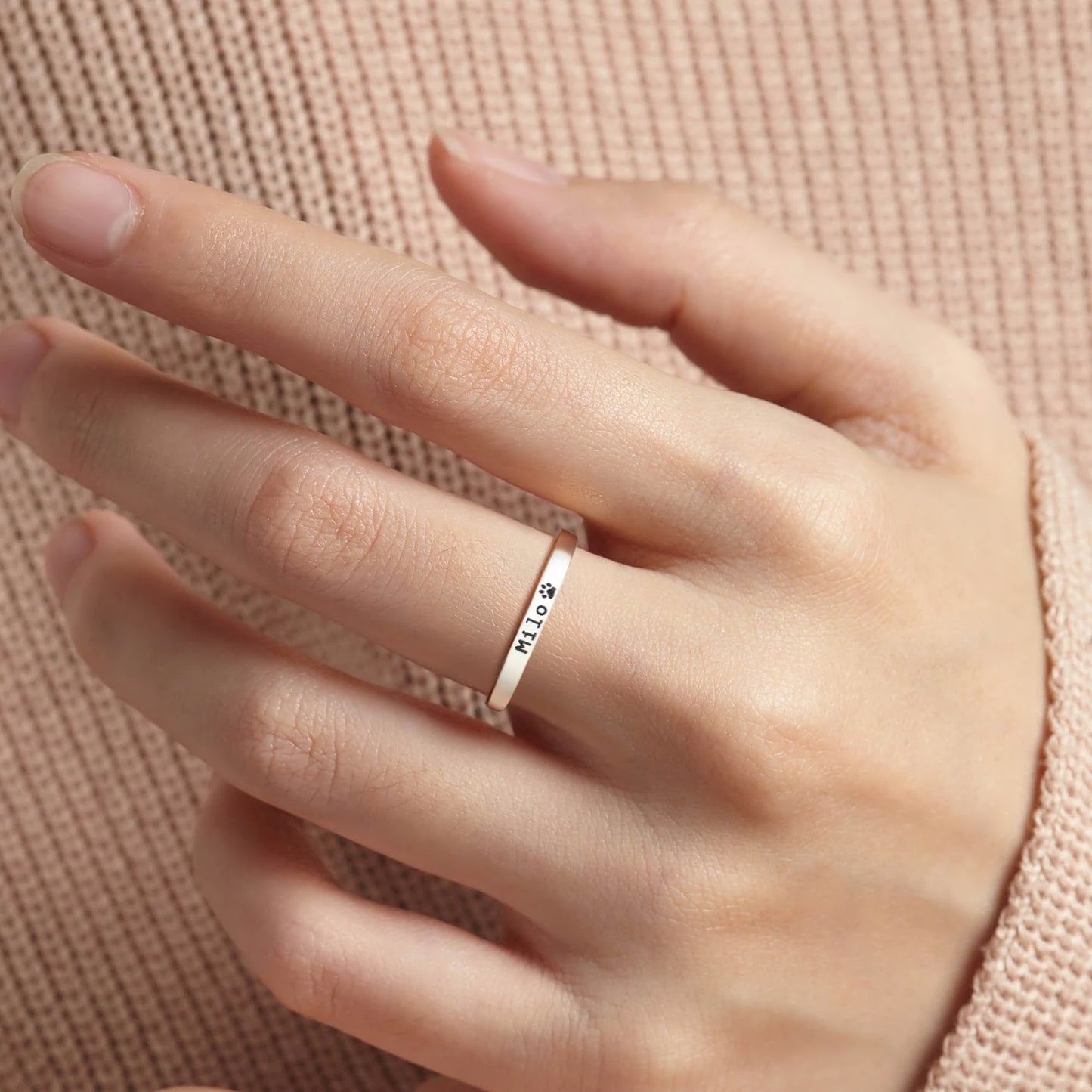 Spersonalizowany pierścionek z imieniem pupila