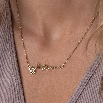 Spersonalizowany naszyjnik z imieniem i kwiatem urodzinowym